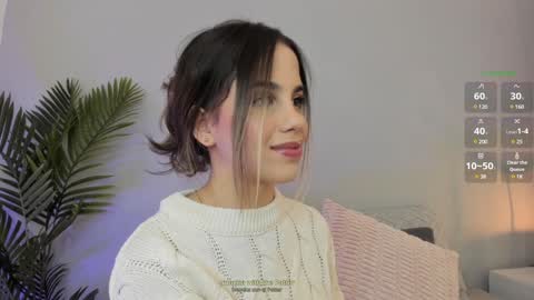 Snapshot of valentina_m17 chatting on February 8, 1:43 am VALENTINA online show from February 8, 1:43 am