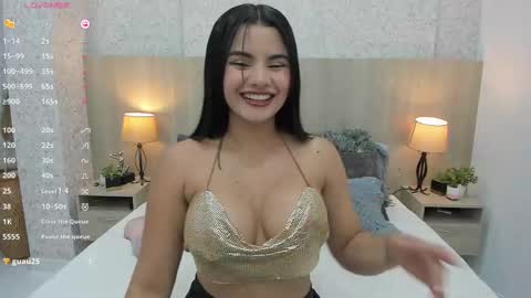 Snapshot of valentina_robertson chatting on February 28, 7:14 pm online show from February 28, 7:14 pm