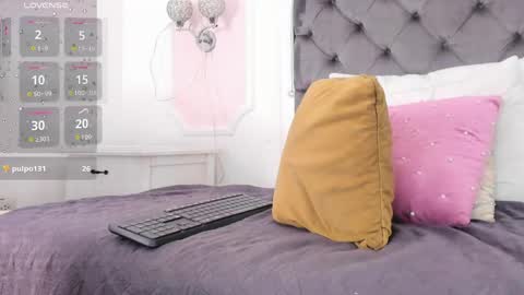 Valentina  online show from April 24, 12:30 pm