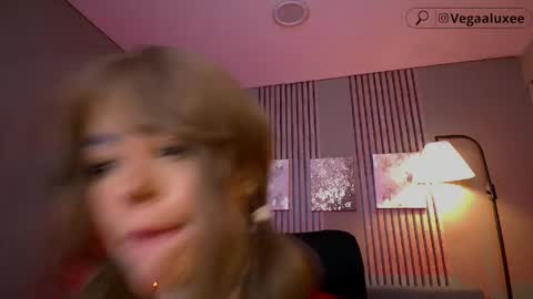 Val online show from April 23, 3:36 pm