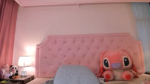 Vale Toro  online show from October 11, 1:36 pm