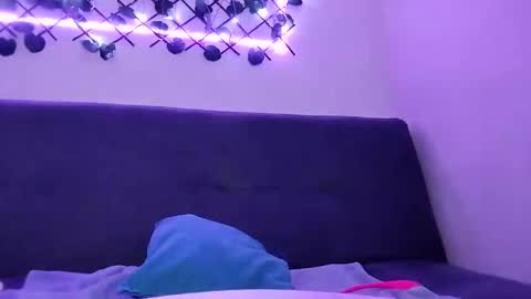 valeria online show from March 2, 6:37 am