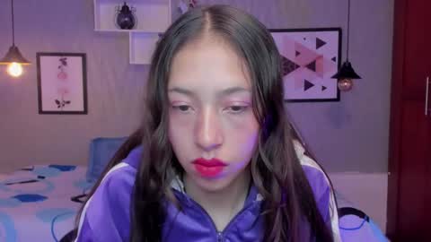 Snapshot of valeria_rossi7 chatting on February 17, 2:38 pm Valeria online show from February 17, 2:38 pm