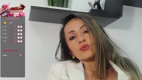 Snapshot of valeria_teiku1 chatting on February 25, 9:58 pm Valeria online show from February 25, 9:58 pm
