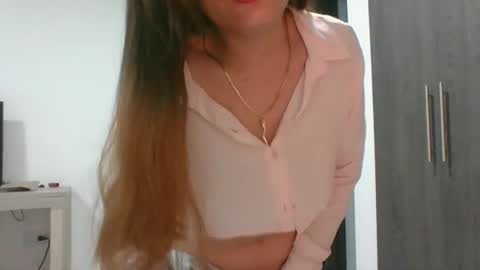 valeriafrannco online show from March 12, 4:59 am