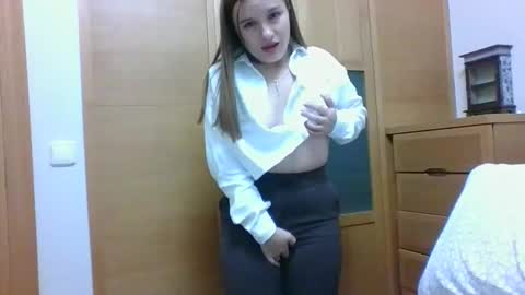 Snapshot of valeriafrannco chatting on October 23, 7:53 pm valeriafrannco online show from October 23, 7:53 pm