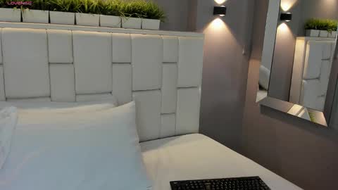 Snapshot of valeriagarciax chatting on March 4, 12:01 pm ValeriaGarciax online show from March 4, 12:01 pm