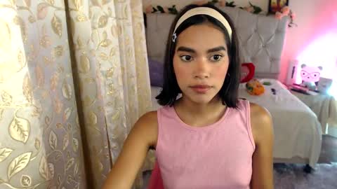 Snapshot of valeriah_7 chatting on September 28, 3:24 am valeria  online show from September 28, 3:24 am