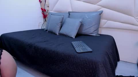 Valeria online show from March 6, 1:55 am