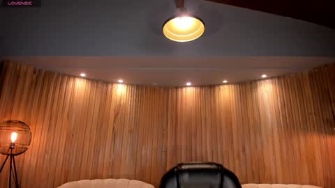 Vale  online show from October 23, 12:11 pm