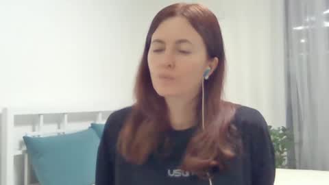 valerie_rose777 online show from January 27, 7:03 pm