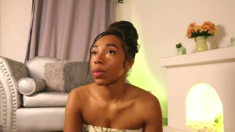 Valerie Style3 online show from April 27, 3:47 am