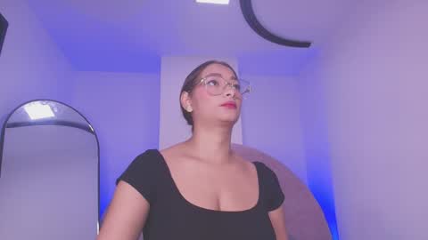 Valeryn online show from April 26, 3:04 am