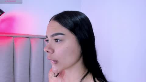 Cris  online show from April 8, 3:19 am