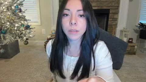 Snapshot of valerysquirt_19 chatting on December 29, 2:00 pm valerie online show from December 29, 2:00 pm