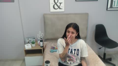 valevicious online show from March 28, 1:43 pm