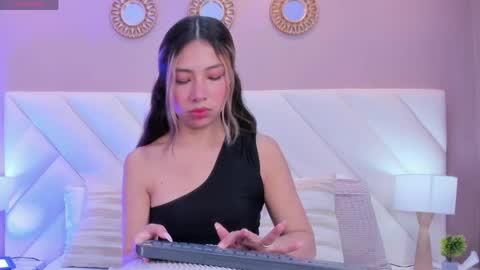 Valey  online show from April 27, 2:25 pm