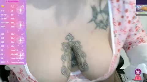 valky_amy online show from May 23, 8:01 am
