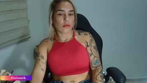 Snapshot of valkyriarose chatting on October 19, 1:07 am Isis online show from October 19, 1:07 am