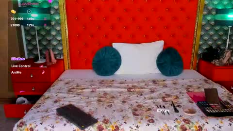 Valerie Val V online show from September 13, 10:40 pm