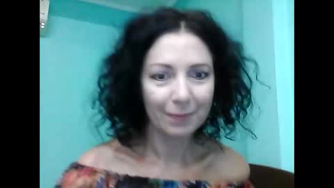 Snapshot of valleriwind chatting on March 8, 12:42 am ValleriWind online show from March 8, 12:42 am