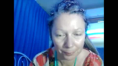 Snapshot of valleriwind chatting on January 29, 11:56 pm ValleriWind online show from January 29, 11:56 pm