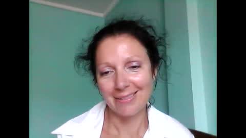 Snapshot of valleriwind chatting on March 11, 9:56 am ValleriWind online show from March 11, 9:56 am