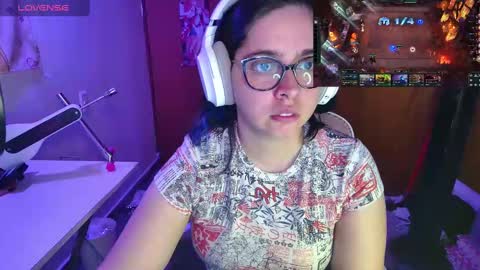 Im Violet online show from February 24, 12:27 am