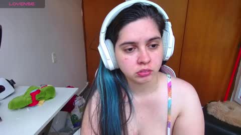 Im Violet online show from March 12, 9:45 pm