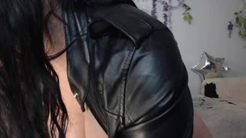 Snapshot of valquiria_sirgun chatting on March 11, 9:24 am valquiria_sirgun online show from March 11, 9:24 am
