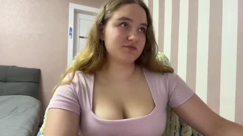 Lily online show from July 5, 10:26 pm