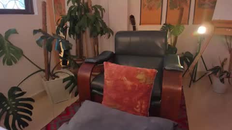 Snapshot of valyturner chatting on September 23, 8:29 pm online show from September 23, 8:29 pm