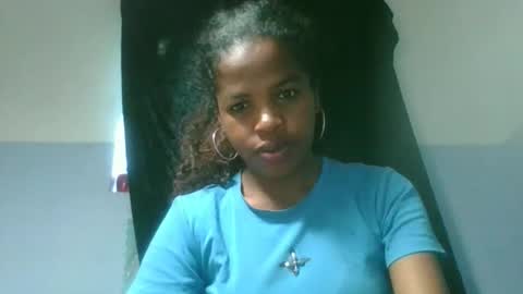 vanafiry online show from April 14, 1:33 pm