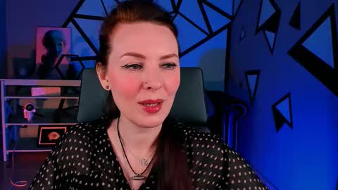 Vanda online show from December 20, 9:35 am