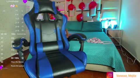 vanesaa_mejia online show from February 22, 8:15 am