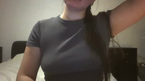 Snapshot of vanesajewel chatting on December 5, 5:50 pm VanesaJewel online show from December 5, 5:50 pm