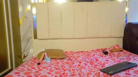 Vanessa online show from April 25, 9:23 pm