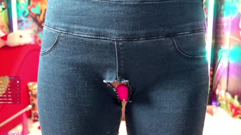  Vanessa  online show from January 11, 4:12 pm