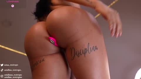 vanessa sexxy online show from December 18, 2:49 am