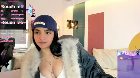 Mrs Doofenshmirtz online show from April 18, 7:58 pm