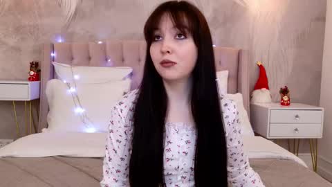 Vanessa online show from December 22, 4:54 pm