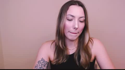 Vanessa online show from February 6, 8:45 pm