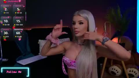 Vanessa online show from June 15, 1:55 pm