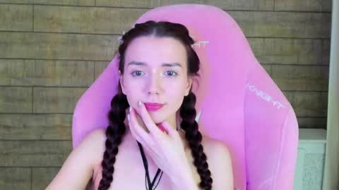VanessaVienne online show from June 9, 1:49 am
