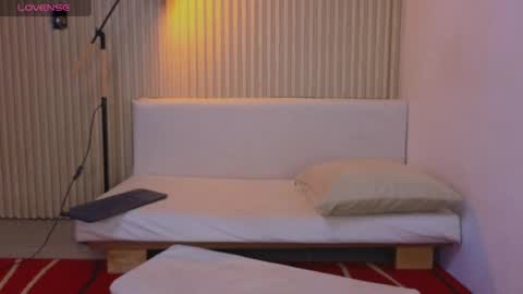 New account follow me online show from April 25, 8:28 pm