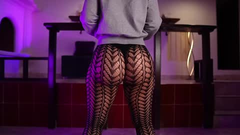 Vania  online show from February 9, 1:12 am