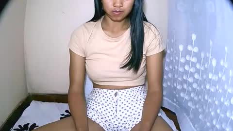 vanih27 online show from April 25, 7:00 pm