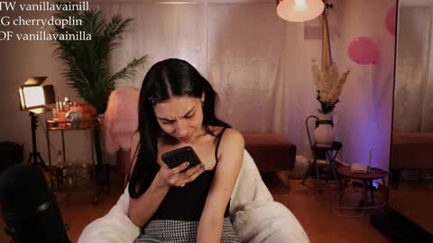 Annabet  online show from November 20, 12:55 am