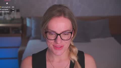 Sophie online show from June 11, 4:09 am