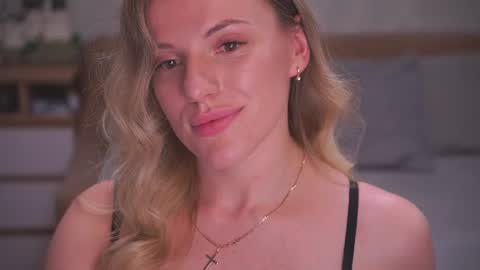 Sophie online show from June 24, 10:31 pm
